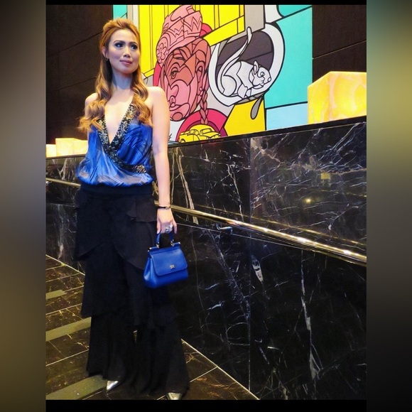 Top - Picture 4 of 6